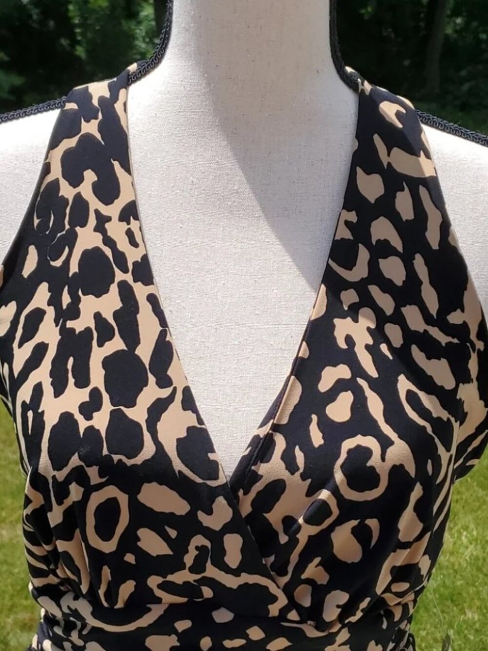 NWT Jones New York Animal Print Sleeveless Halter Dress | Jones V-Neck  Dress - Picture 3 of 11
